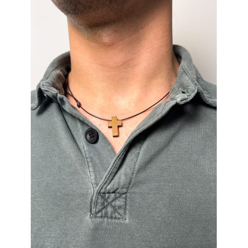 Colgante cruz madera