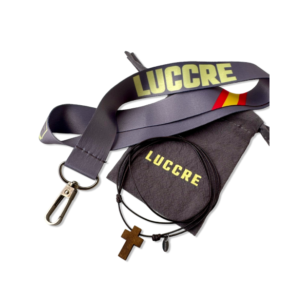 Pack cruz madera + lanyard españa