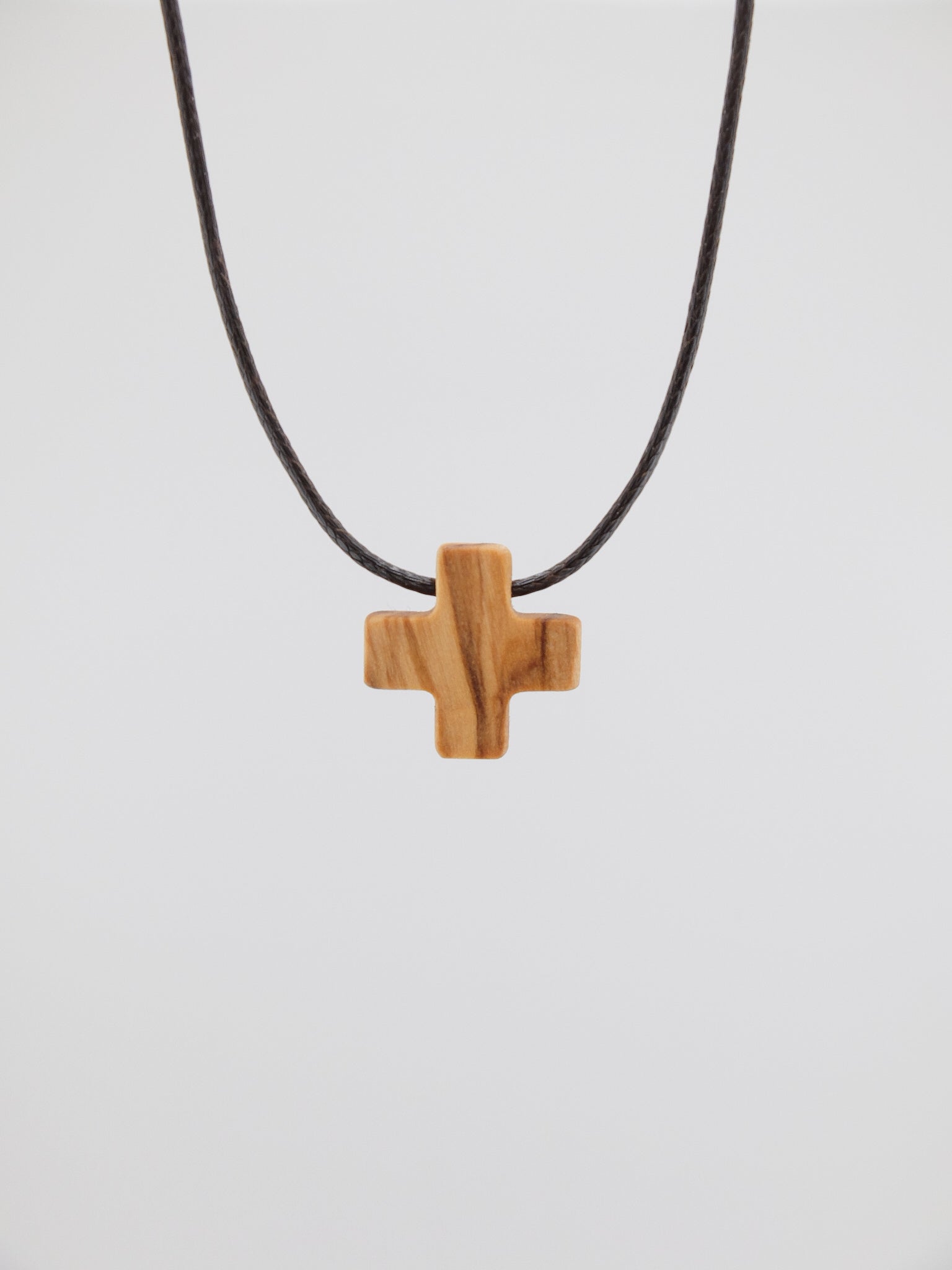 Colgante cruz madera griega
