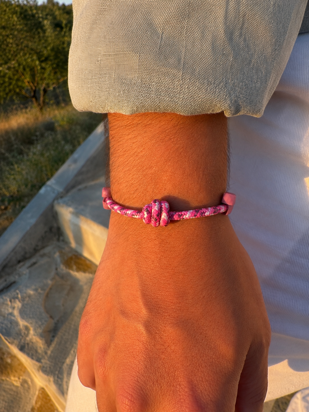Pulsera nudo buganvilla