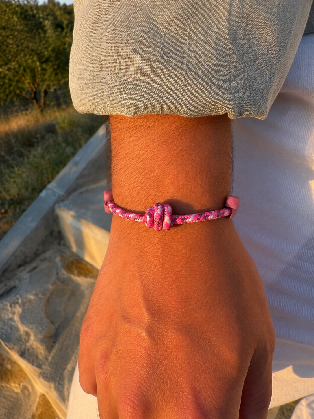 Pulsera nudo buganvilla