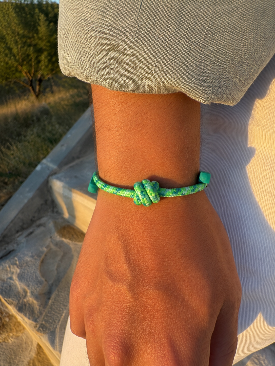Pulsera nudo verde